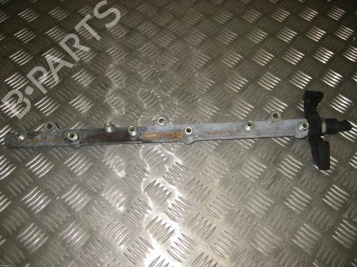 Used Injection rail Injection rail BMW 5 (E39) 530 d (184 hp) 34085097 34085097