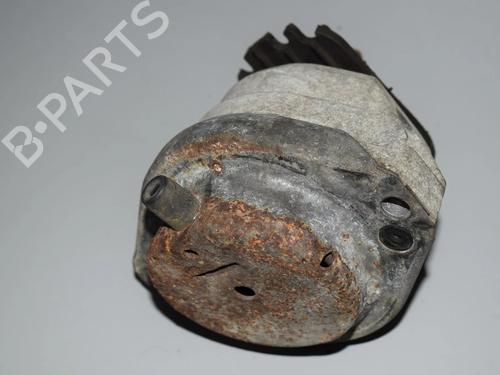 Used Engine mount Engine mount BMW 5 Touring (E61) 525 d xDrive (197 hp) 34077958 34077958