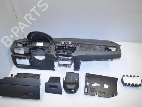 Instrumentbræt Instrumentbræt BMW 2 Gran Tourer (F46) 216 d (116 hp) 34084628 34084628