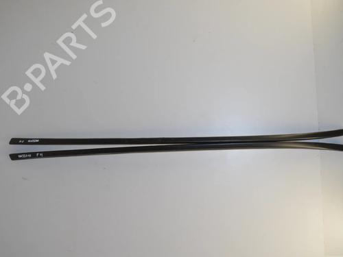 Used Roof bar Roof bar BMW 5 Touring (F11) 530 d (245 hp) 34442637 34442637