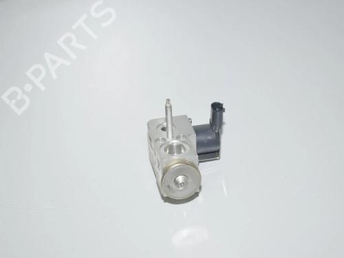 electronic-sensor-bmw-x3-g01-f97-g08-2017-34084950 main image