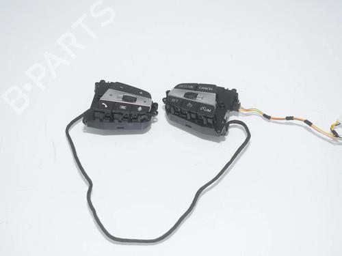 Used Steering wheel controls Steering wheel controls BMW 3 Touring (G21, G81) 320 d (163 hp) 34067981 34067981