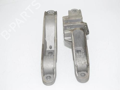 Used Support Support BMW 7 (G11, G12) 750 d, Ld xDrive (400 hp) 36509797 36509797