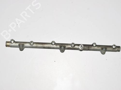 Injection rail BMW 7 (E38) 730 d | BP34078235M98 - Image 2