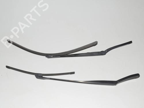 Used Front windshield wiper arm Front windshield wiper arm 37610781 37610781