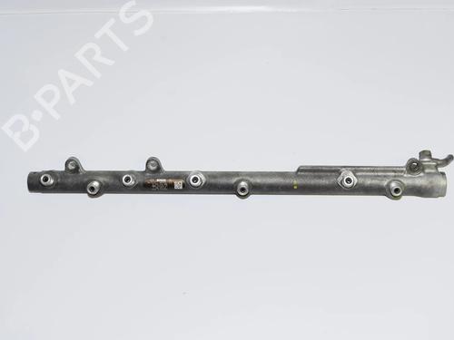 Used Injection rail Injection rail BMW 5 (E60) 525 d (177 hp) 34069879 34069879