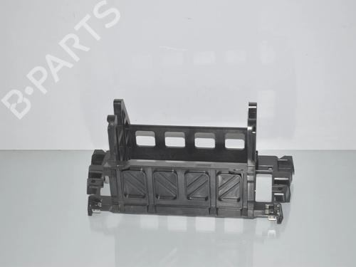 Støtte Støtte BMW 5 (F10) 530 d (258 hp) 34072972 34072972