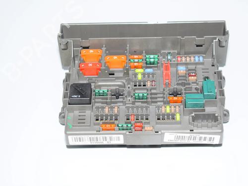 Used Fuse box Fuse box BMW 1 (E81) 118 d (143 hp) 34063781 34063781