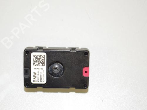 antennabase-bmw-5-g30-f90-2016-34063218 main image