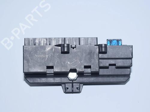 fuse-box-bmw-7-e65-e66-e67-2001-2002-2003-2004-2005-2006-2007-2008-2009-34092070 main image