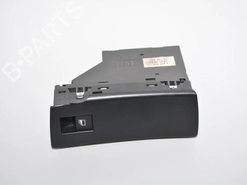 venstre-fortil-elrude-kontakt-bmw-x5-e53-2000-2001-2002-2003-2004-2005-2006-34074880 main image