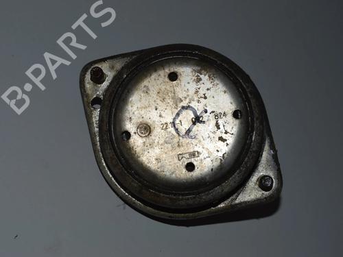 Used Engine mount Engine mount BMW 7 (E38) 750 i, iL (326 hp) 34067968 34067968