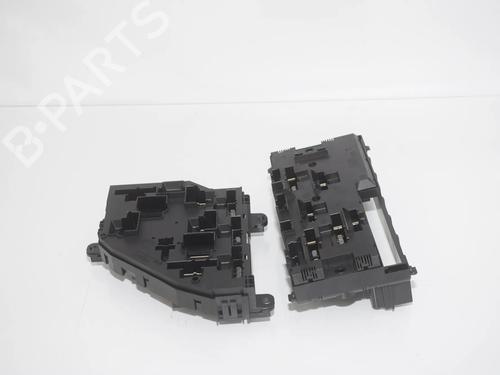 Fuse box BMW 5 Touring (F11) 535 d xDrive | BP34068136E1 - Image 3
