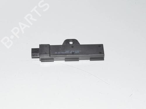 antennabase-bmw-i3-i01-2013-34069004 main image