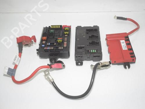 Used Fuse box Fuse box BMW 3 (F30, F80) 320 i (184 hp) 40501822 40501822