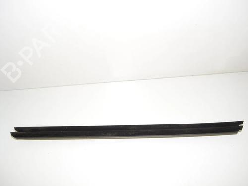 Dørliste Dørliste BMW 5 Touring (G31) 520 d (190 hp) 34090284 34090284