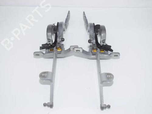 hingedoor-check-strap-bmw-5-touring-f11-2009-2010-2011-2012-2013-2014-2015-2016-2017-34080352 main image