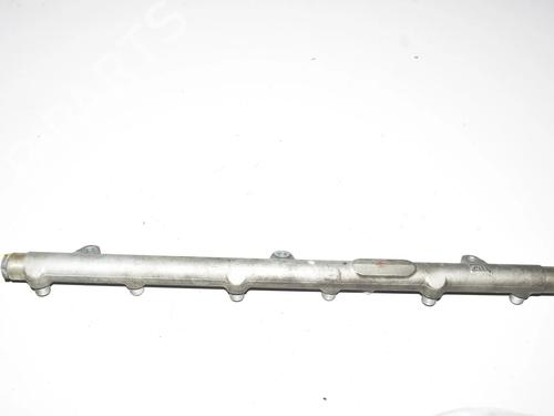 injection-rail-bmw-7-e38-1994-1995-1996-1997-1998-1999-2000-2001-34078235 main image