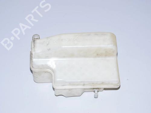 Used Windscreen washer tank Windscreen washer tank BMW 7 (E65, E66, E67) 745 i, Li (333 hp) 34083936 34083936