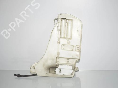 windscreen-washer-tank-bmw-5-gran-turismo-f07-2009-2010-2011-2012-2013-2014-2015-2016-2017-34069148 main image