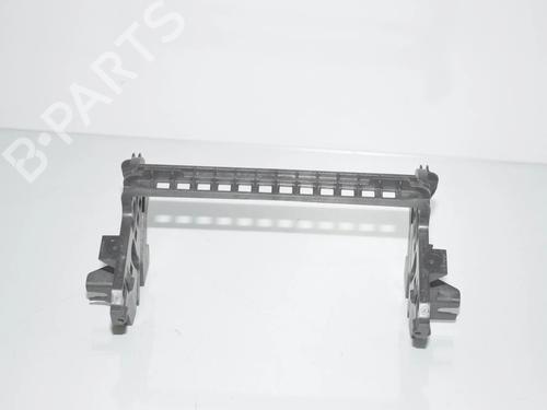 support-bmw-3-g20-g80-g28-2018-34067565 main image