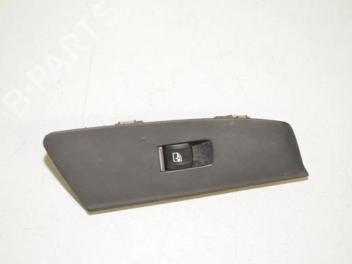 right-front-window-switch-bmw-5-g30-f90-2016-34079459 main image