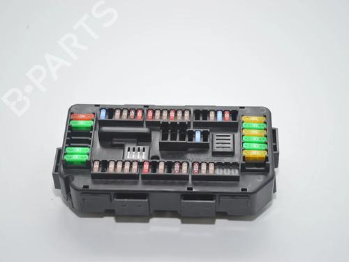 fuse-box-bmw-3-touring-f31-2012-2013-2014-2015-2016-2017-2018-2019-34072706 main image