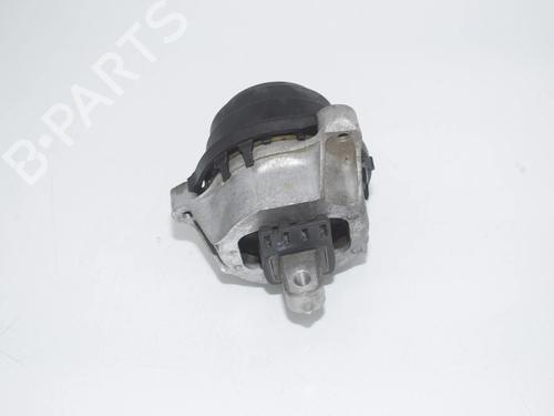 Used Engine mount Engine mount BMW 7 (G11, G12) 750 d, Ld xDrive (400 hp) 36509793 36509793