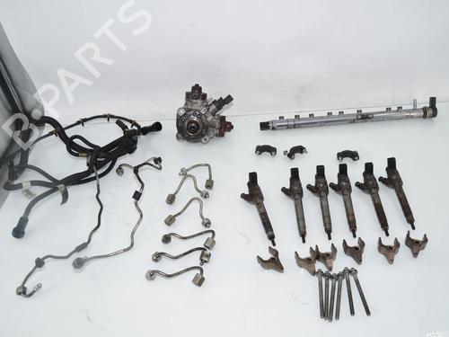 Used Injection pump Injection pump BMW X3 (F25) xDrive 30 d (258 hp) 39957119 39957119