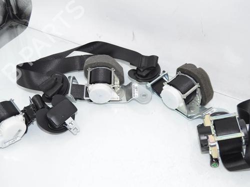 Front right seatbelt BMW 2 Gran Tourer (F46) 216 i | BP38071930I25 - Image 3