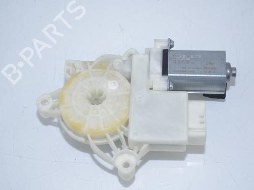 Used Left front window motor Left front window motor BMW 3 (G20, G80, G28) 320 d Mild-Hybrid (190 hp) 34086446 34086446