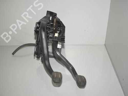 Pedal Pedal BMW 1 (F40) 116 d (116 hp) 34075656 34075656
