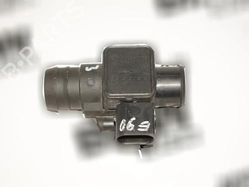 Used Mass air flow sensor Mass air flow sensor BMW 3 (E90) 320 i (156 hp) 34062630 34062630