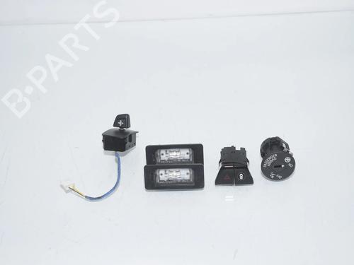 switch-bmw-5-g30-f90-2016-36284969 main image