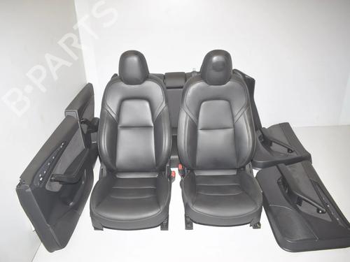 Setesett Setesett TESLA MODEL 3 (5YJ3) EV (283 hp) 34084675 34084675