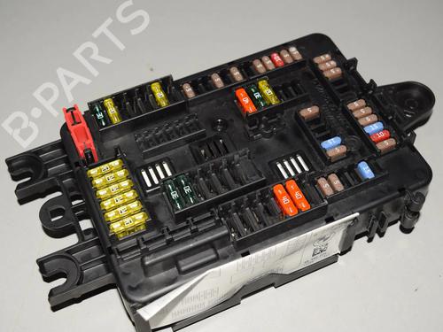 fuse-box-bmw-1-f20-2011-2012-2013-2014-2015-2016-2017-2018-2019-34075258 main image
