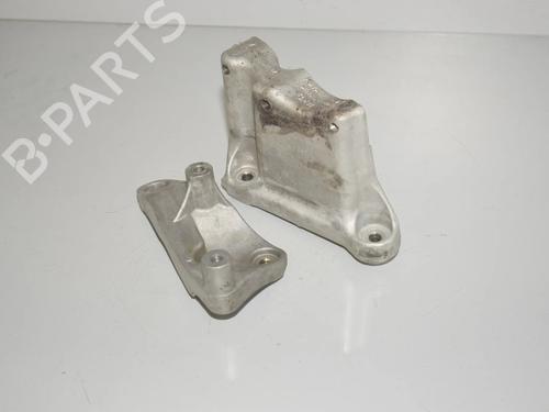 Used Engine mount Engine mount BMW 2 Active Tourer (F45) 218 i (136 hp) 34085111 34085111