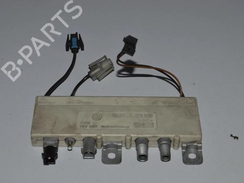 Antenne/Base Antenne/Base BMW 5 Touring (E39) 525 d (163 hp) 34076881 34076881