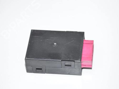 Used Electronic module Electronic module BMW 5 (E39) 520 d (136 hp) 34081125 34081125