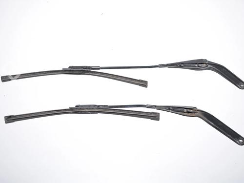 Front windshield wiper arm BMW 1 (E81) 118 d | BP34095657C143 - Image 2