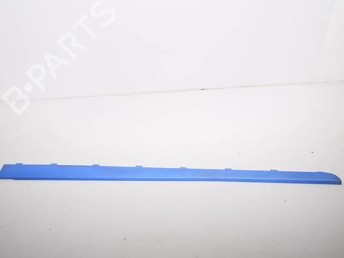 Højre sidekjole Højre sidekjole BMW i3 (I01) Range Extender (170 hp) 34096279 34096279