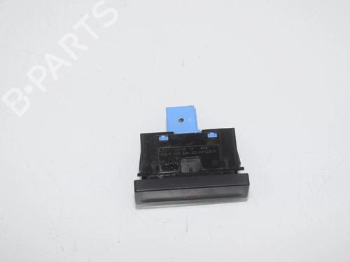 Used Warning switch Warning switch VW CRAFTER Van (SY_, SX_) 2.0 TDI FWD (SYB, SYC, SYD) (177 hp) 35767721 35767721