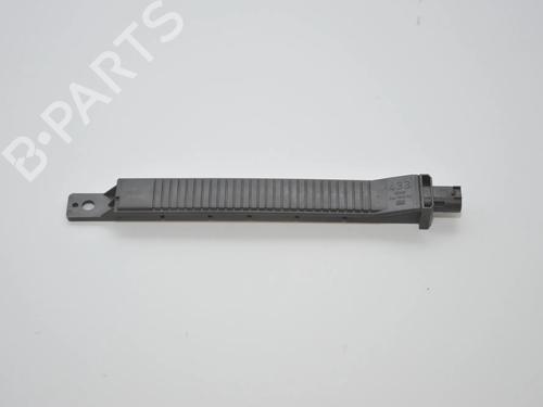 antennabase-bmw-x5-e53-2000-2001-2002-2003-2004-2005-2006-34068348 main image