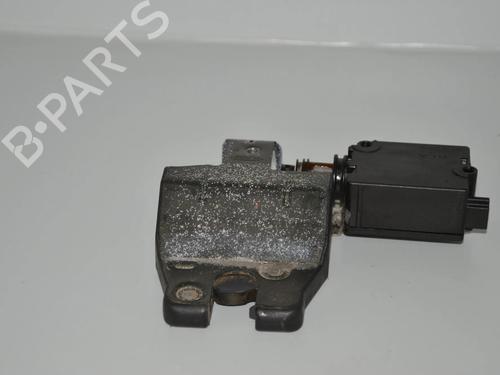 tailgate-lock-bmw-5-touring-e39-1996-1997-1998-1999-2000-2001-2002-2003-2004-34073616 main image