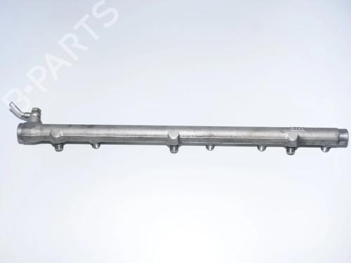 Used Injection rail Injection rail BMW X5 (E70) 3.0 d (235 hp) 34079006 34079006