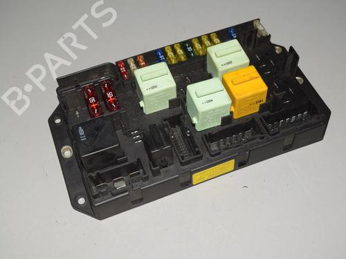 Used Fuse box Fuse box LAND ROVER RANGE ROVER III (L322) 4.4 4x4 (286 hp) 34068770 34068770