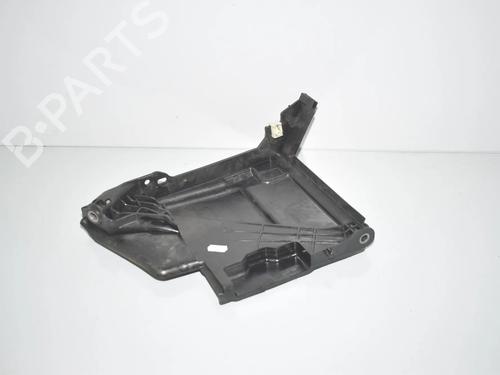 Støtte Støtte BMW 1 (F40) 118 d (150 hp) 34074898 34074898