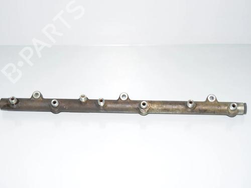 injection-rail-bmw-5-e39-1995-1996-1997-1998-1999-2000-2001-2002-2003-34070633 main image