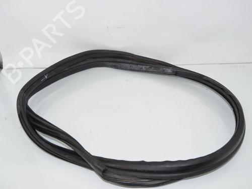 Used Rubber door seal Rubber door seal BMW i3 (I01) Range Extender (170 hp) 36397639 36397639