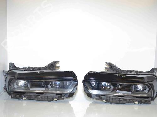 right-headlight-bmw-7-g70-2022-34077113 main image